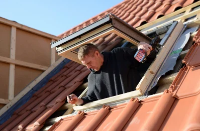 Pose de fenêtres de toit Velux à Montsalier